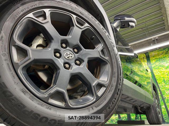 Toyota RAV4 2021-12 7272805-12