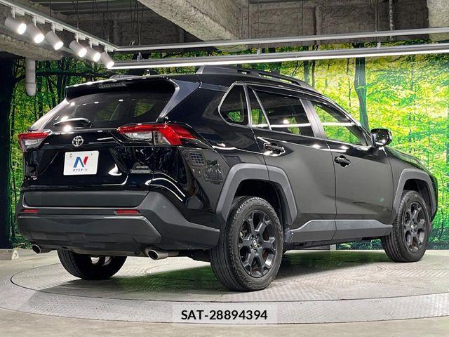 Toyota RAV4 2021-12 7272805-16