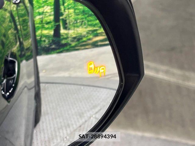 Toyota RAV4 2021-12 7272805-5