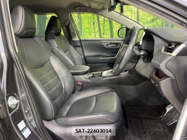 Toyota RAV4 2019-11 7272806-8