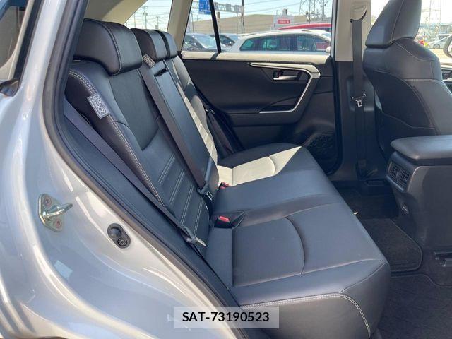 Toyota RAV4 2024-01 7272800-8