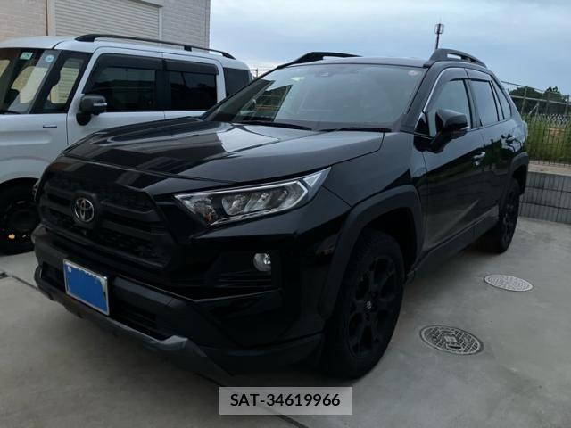 Toyota RAV4 2021-11 7272808-1