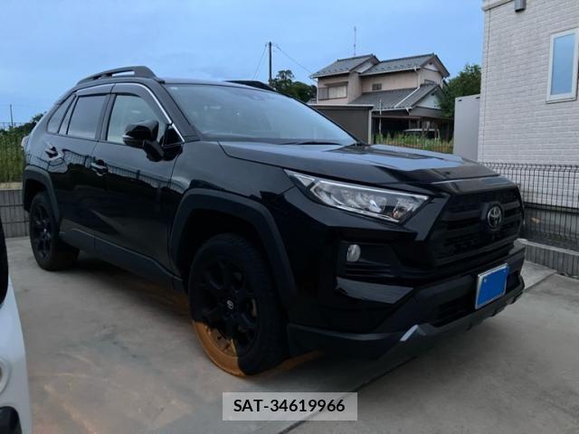 Toyota RAV4 2021-11 7272808-2