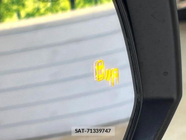 Toyota RAV4 2023-03 7261859-6