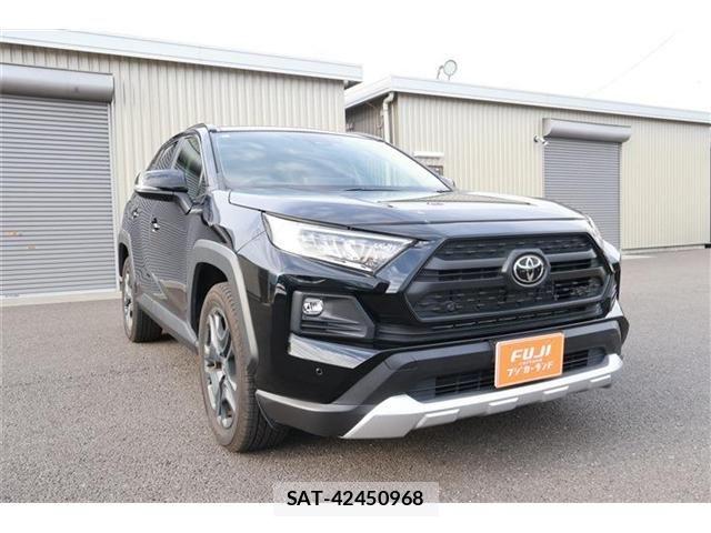 Toyota RAV4 2023-11 7261872-18