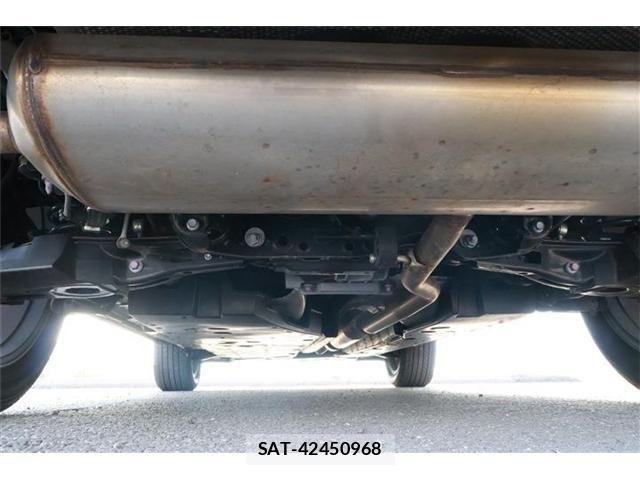Toyota RAV4 2023-11 7261872-20