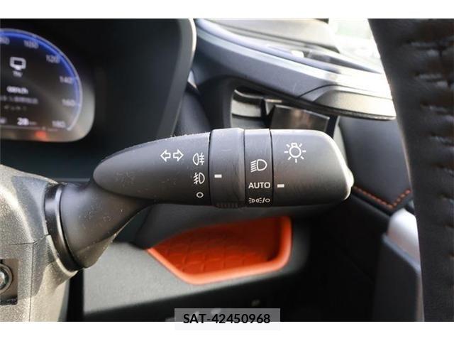 Toyota RAV4 2023-11 7261872-27