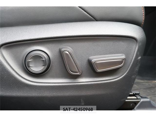 Toyota RAV4 2023-11 7261872-28