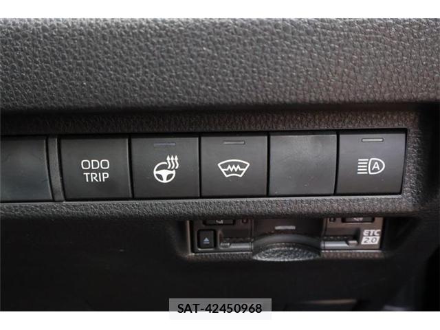 Toyota RAV4 2023-11 7261872-5