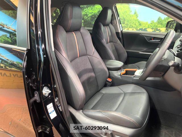 Toyota RAV4 2022-02 7272799-10