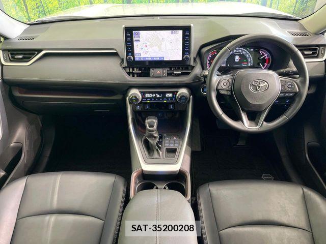 Toyota RAV4 2020-08 7272809-1