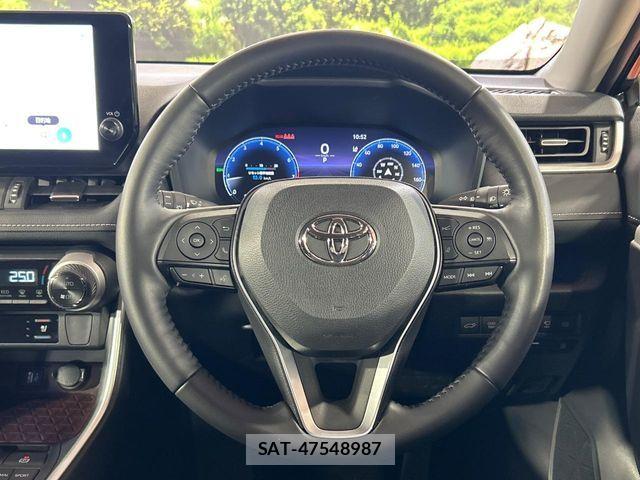 Toyota RAV4 2023-02 7261867-10