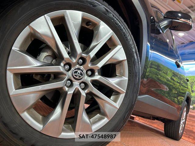 Toyota RAV4 2023-02 7261867-12
