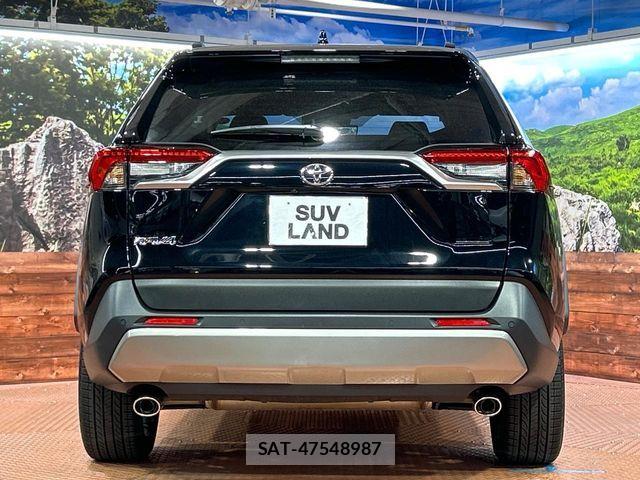 Toyota RAV4 2023-02 7261867-14