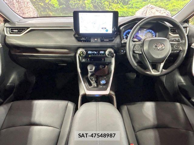 Toyota RAV4 2023-02 7261867-1