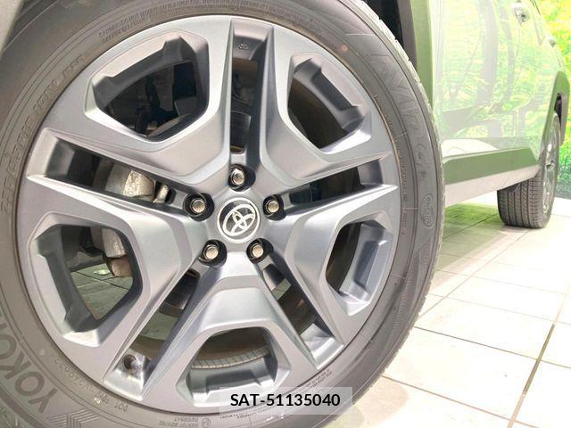Toyota RAV4 2022-04 7272802-12