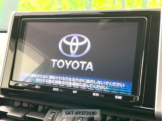 Toyota RAV4 2021-05 7272807-2
