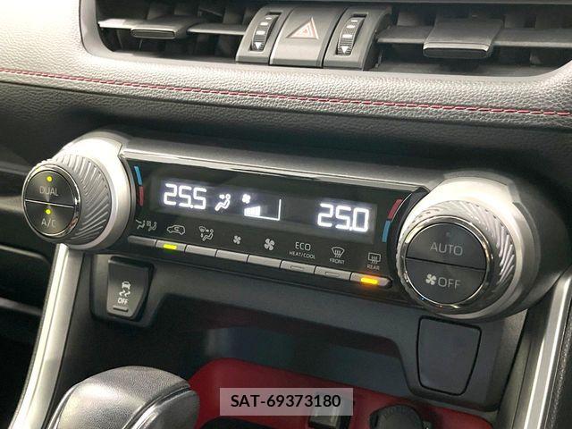 Toyota RAV4 2021-05 7272807-6