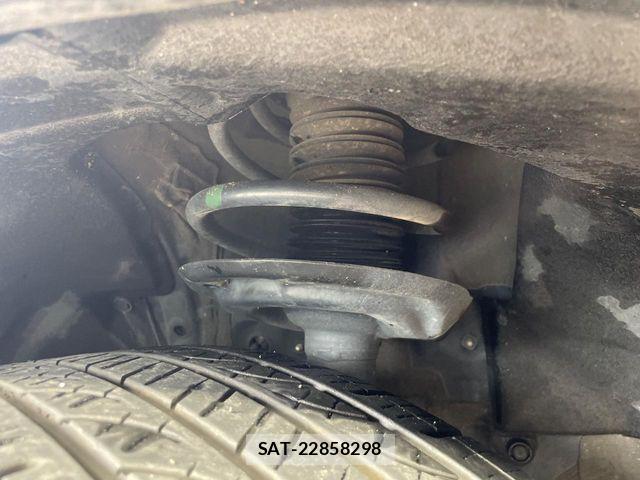 Toyota RAV4 2022-09 7272804-19
