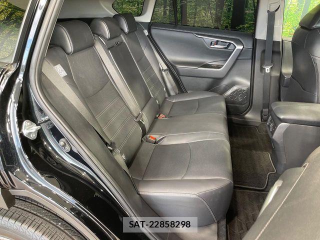 Toyota RAV4 2022-09 7272804-8