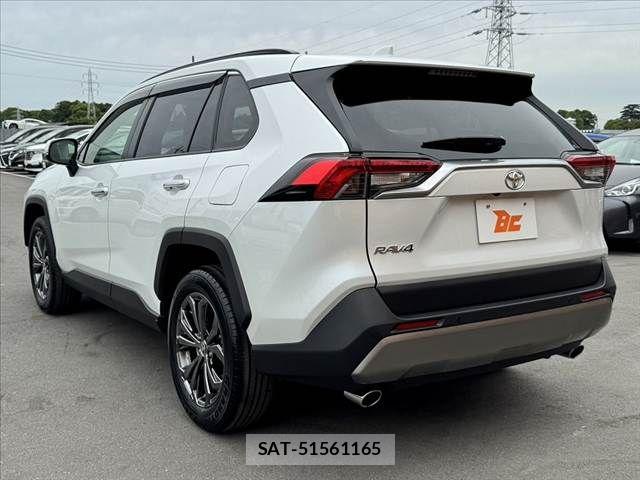 Toyota RAV4 2025-03 7329654-12