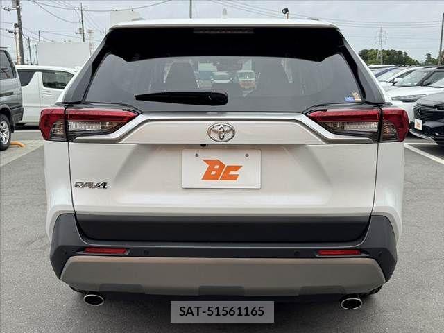 Toyota RAV4 2025-03 7329654-13