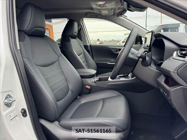 Toyota RAV4 2025-03 7329654-15