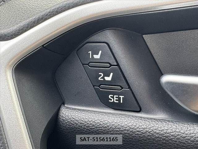 Toyota RAV4 2025-03 7329654-24