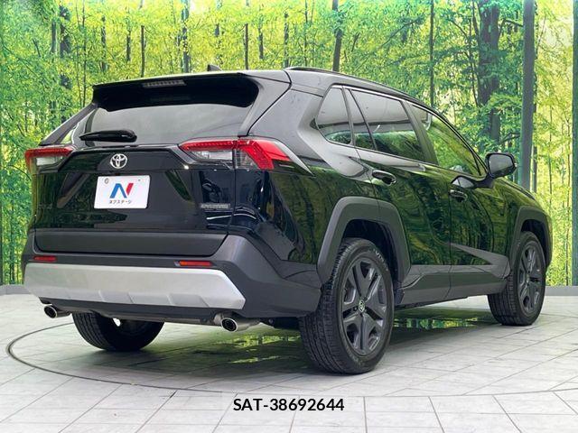 Toyota RAV4 2023-02 7329657-16