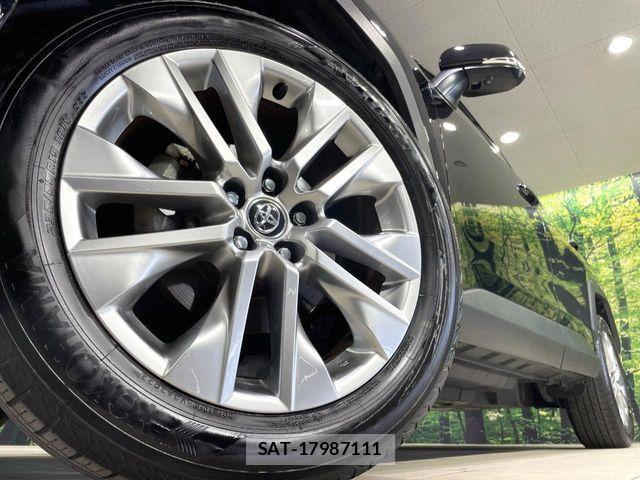 Toyota RAV4 2022-09 7329665-12