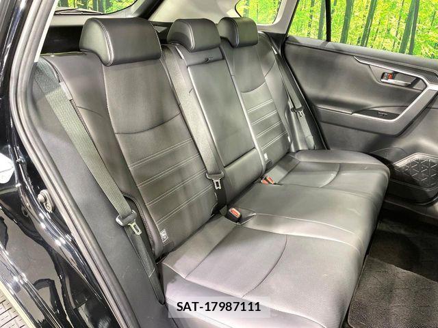 Toyota RAV4 2022-09 7329665-8