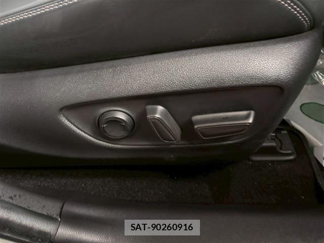 Toyota RAV4 2021-02 7329676-20