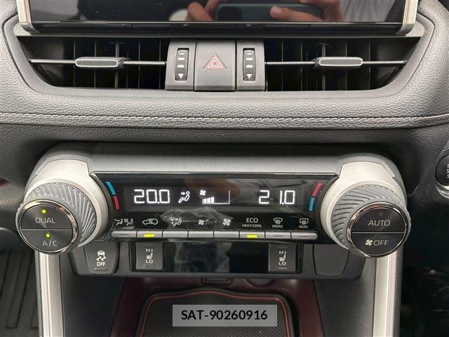 Toyota RAV4 2021-02 7329676-27