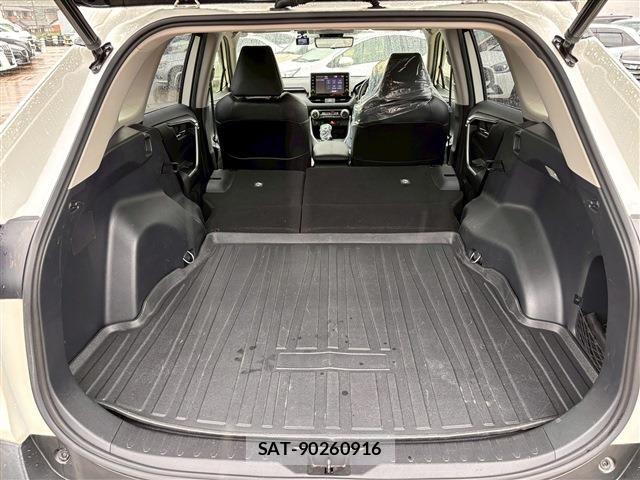 Toyota RAV4 2021-02 7329676-7