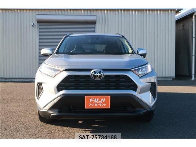 Toyota RAV4 2022-02 7329671-13