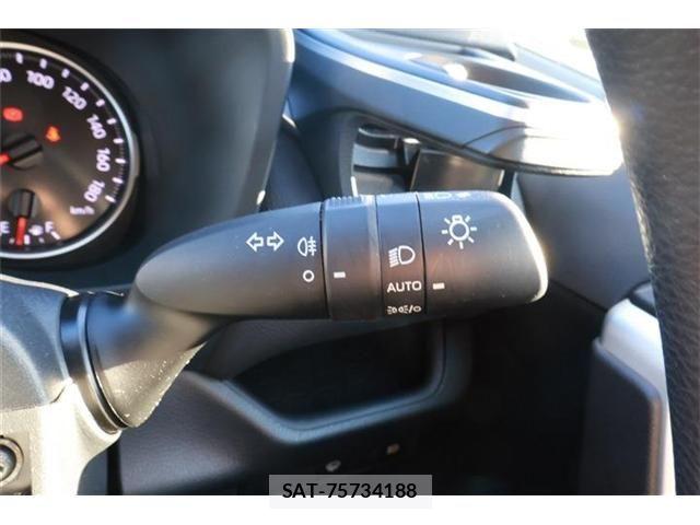 Toyota RAV4 2022-02 7329671-24