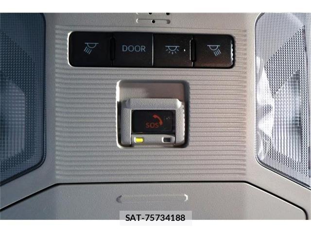 Toyota RAV4 2022-02 7329671-28