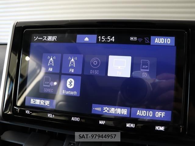 Toyota RAV4 2021-06 7329681-6