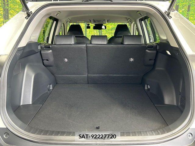 Toyota RAV4 2022-05 7329666-9
