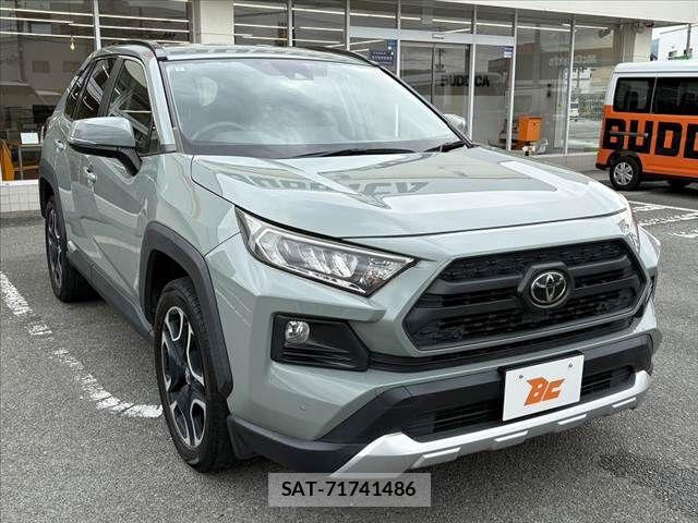 Toyota RAV4 2019-07 7329683-9