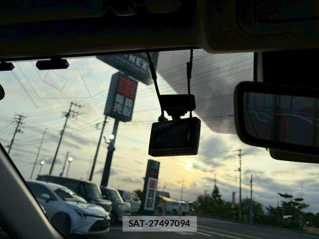 Toyota RAV4 2020-12 7329658-6