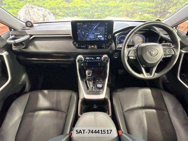 Toyota RAV4 2024-09 7329649-1
