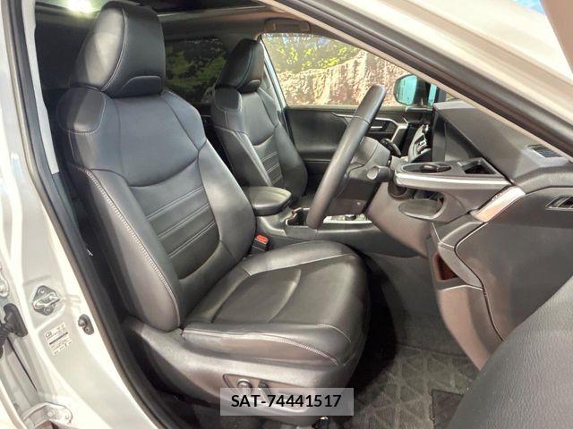 Toyota RAV4 2024-09 7329649-7