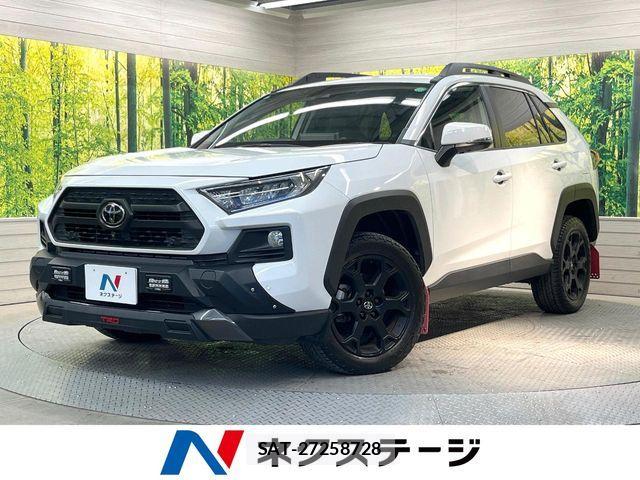 Toyota RAV4 2021-08 7329656-0