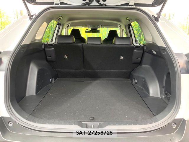 Toyota RAV4 2021-08 7329656-9