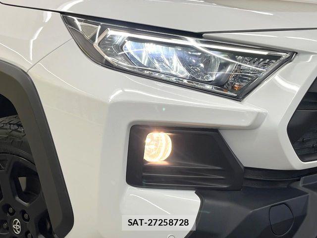 Toyota RAV4 2021-08 7329656-11