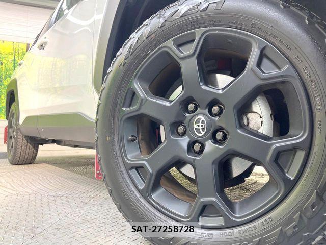 Toyota RAV4 2021-08 7329656-12