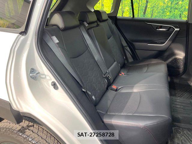Toyota RAV4 2021-08 7329656-8