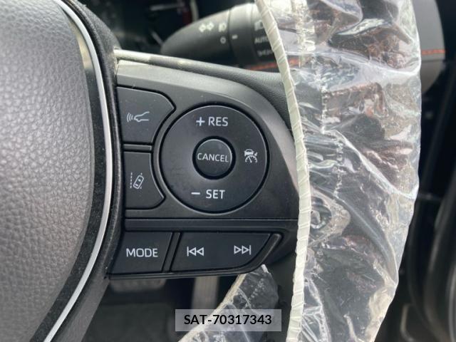 Toyota RAV4 2021-06 7329670-15