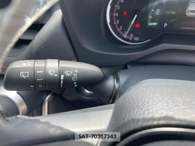 Toyota RAV4 2021-06 7329670-18